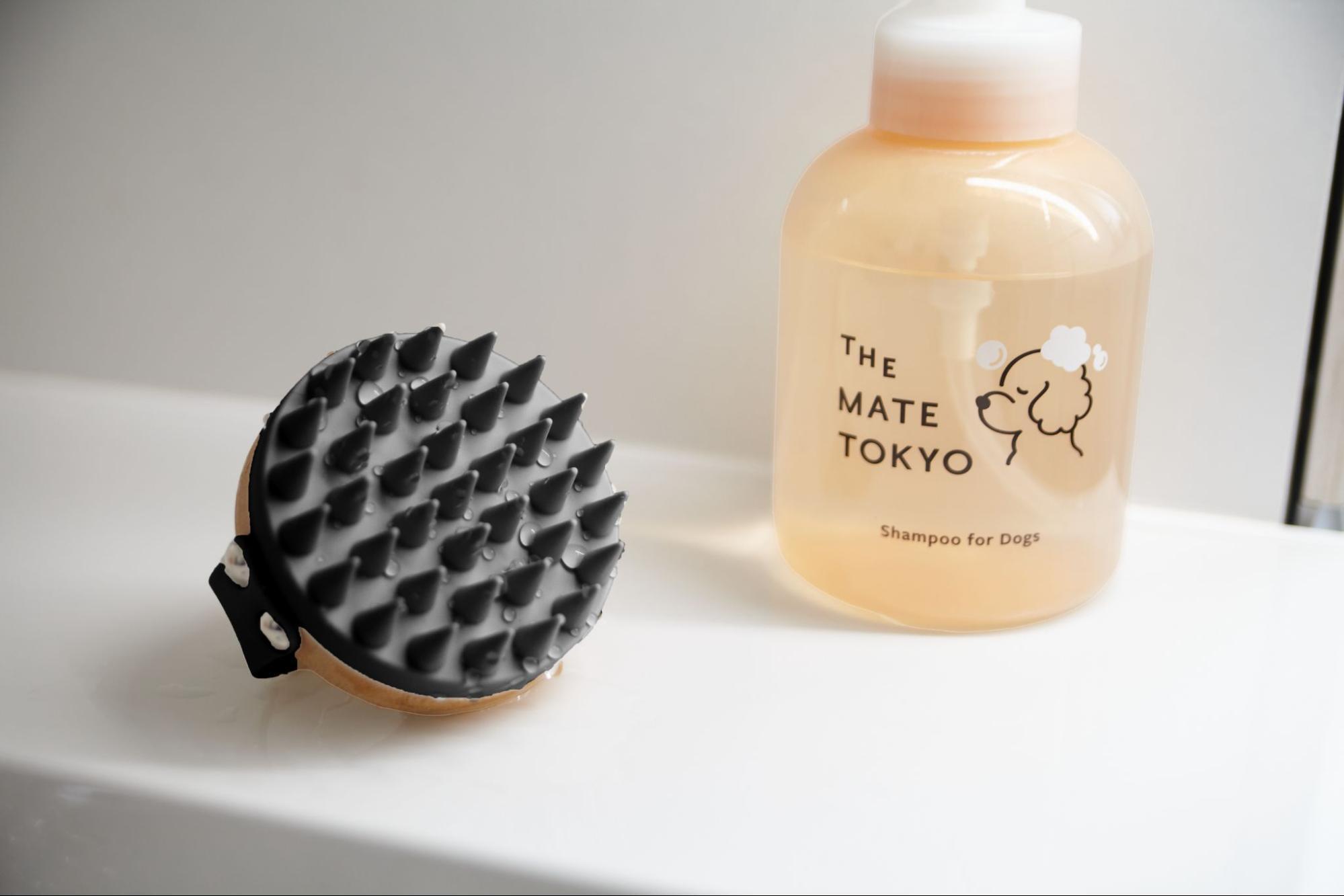 Amazon評価4.3の人気商品に待望の新色が登場！販売開始から即完売の「The Mate Tokyo」シャンプーブラシに、インテリアに馴染むシックな「ブラック」がラインナップ追加！