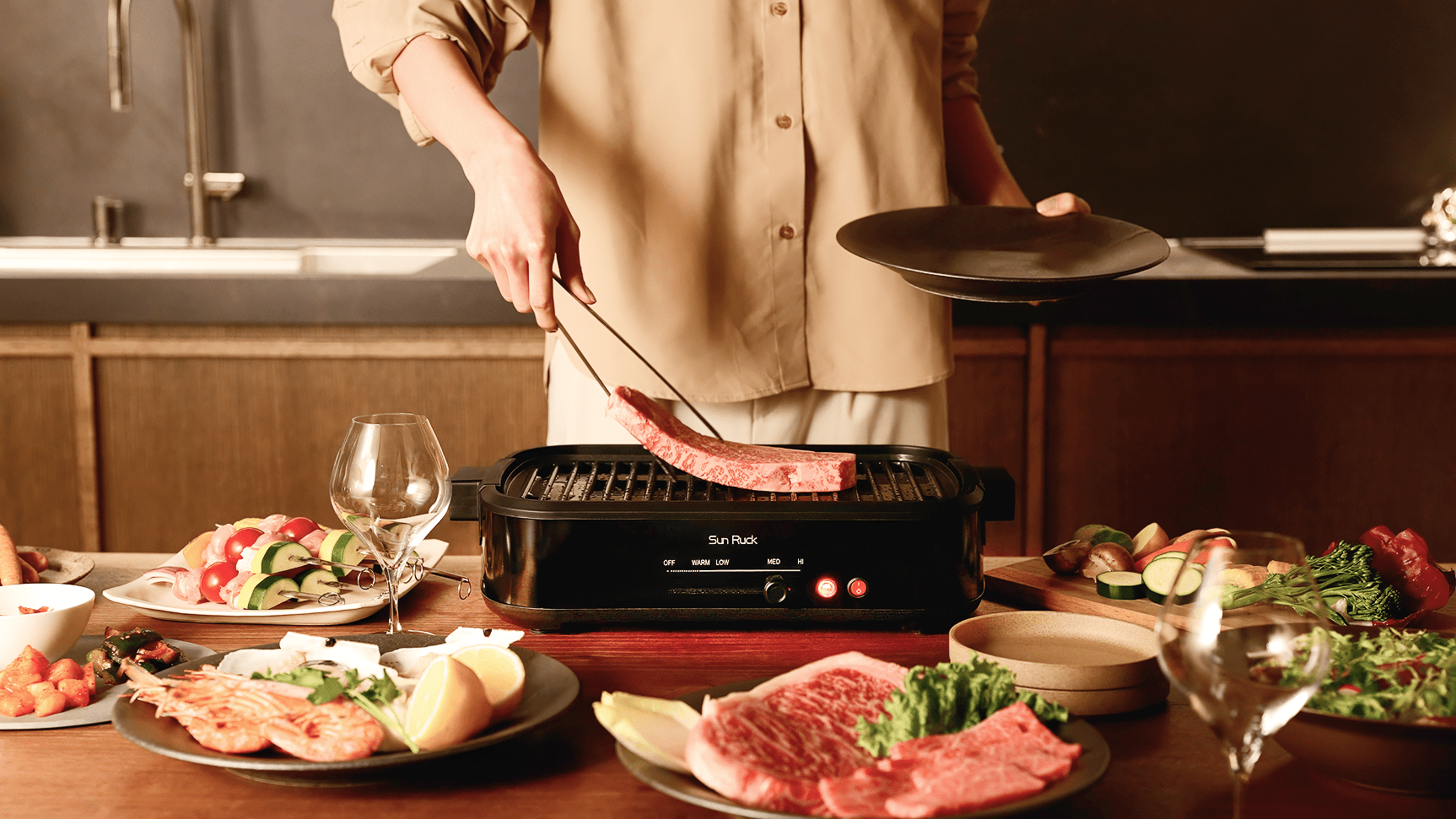 4層減煙構造で煙・ニオイ・油はねを抑える焼肉グリル「Premium Muen Grill 無縁」、Makuakeグルメランキング1位を獲得